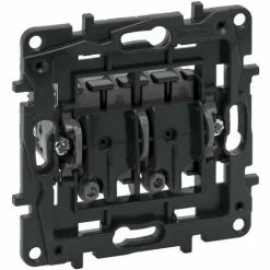 Legrand EINSATZ DOPPELWECHSELTASTER 6A (864012 NILOE STEP)