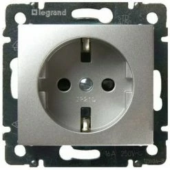 Buchse 2P + TT Schraube VALENA Aluminium LEGRAND 770121