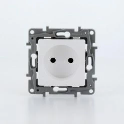 Legrand 448396657 Steckdose 2p Glänzend Weiß