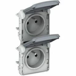 Legrand Socket - 16A Verticaal