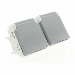 Legrand Socket - Horizontal 16A