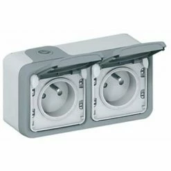 LEGRAND PLEXO DOPPELTE STECKDOSE 2P+E HORIZONTAL WASSERDICHT KOMPLETT GRAU IP55