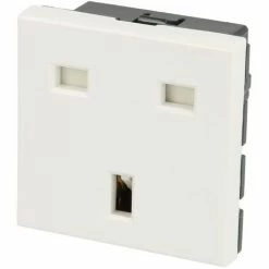 LEGRAND 16A, 250 V~ (uk) Schraubklemmen, Weiß