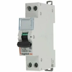 LEGRAND Leistungsschalter 32a
